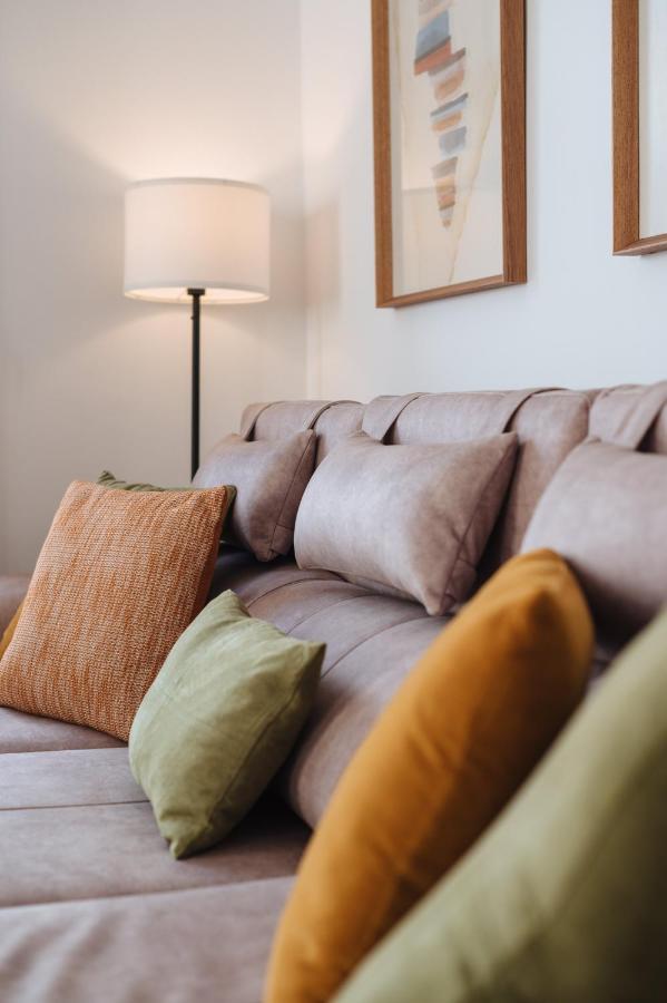 Hostly Rivero 2A Center Loft-Fibre-Communal Terrace-Parking Optional-Cless Sevilha Exterior foto