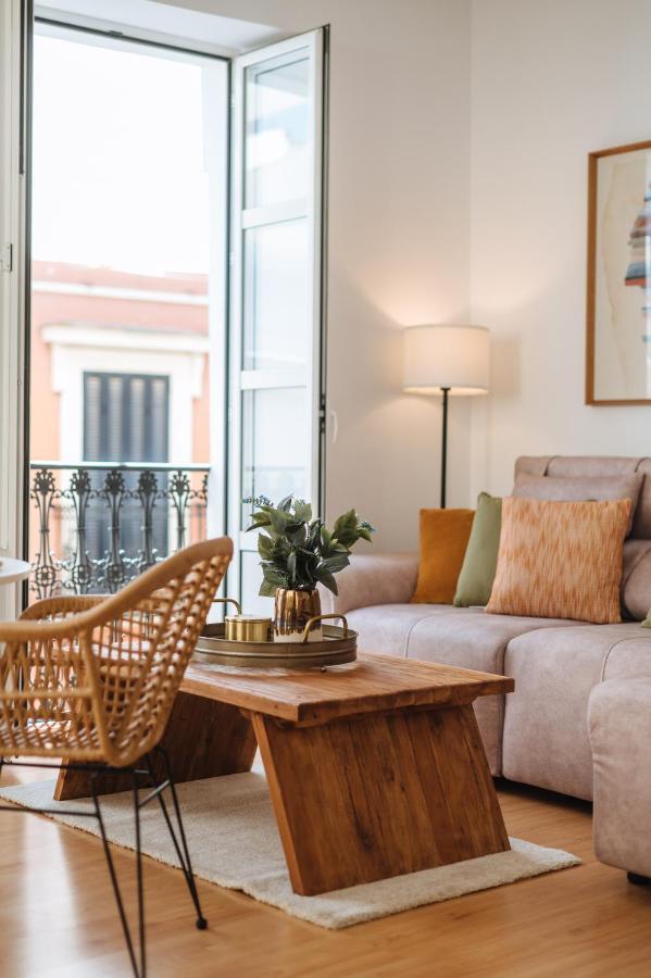 Hostly Rivero 2A Center Loft-Fibre-Communal Terrace-Parking Optional-Cless Sevilha Exterior foto