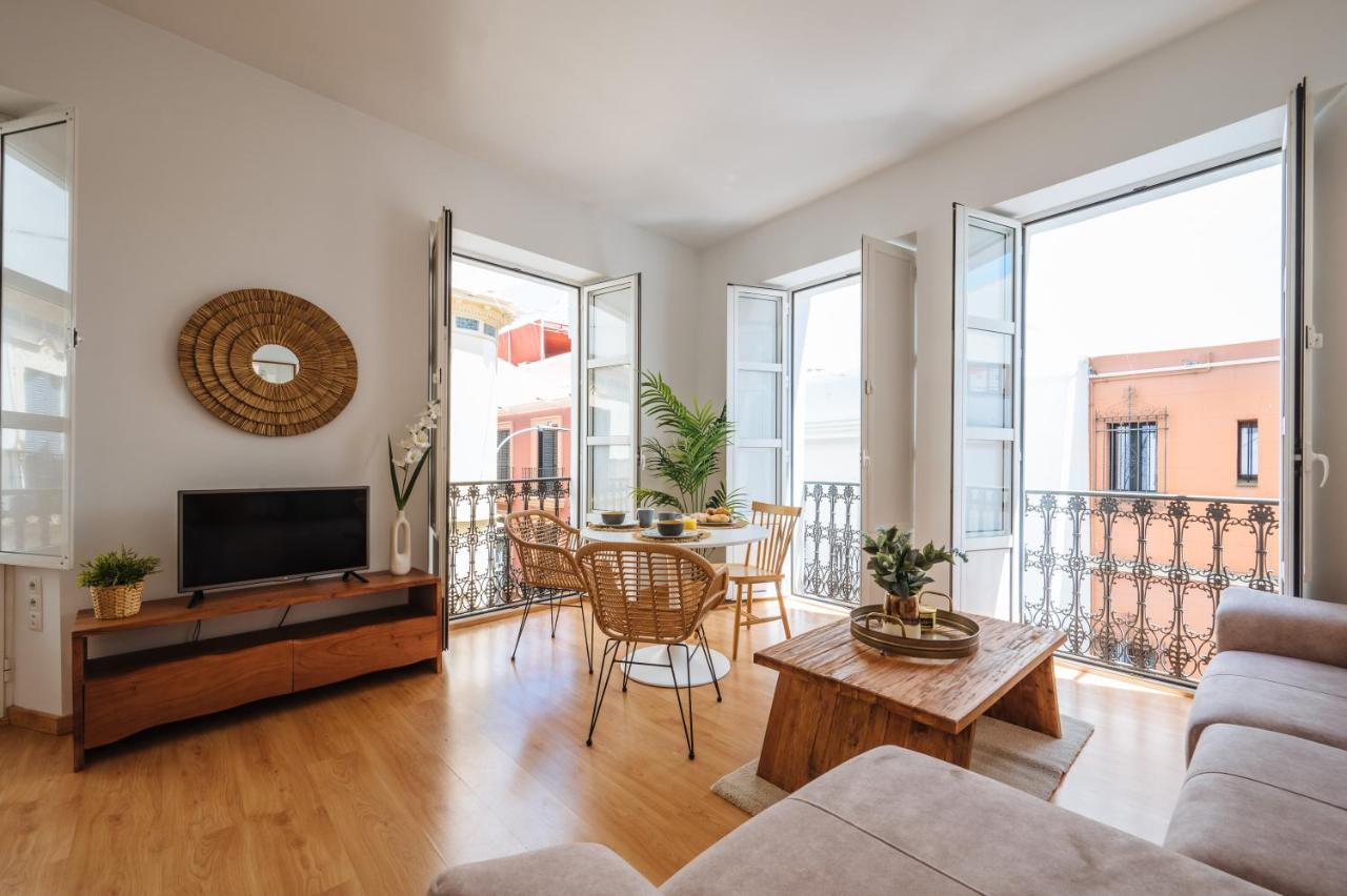 Hostly Rivero 2A Center Loft-Fibre-Communal Terrace-Parking Optional-Cless Sevilha Exterior foto